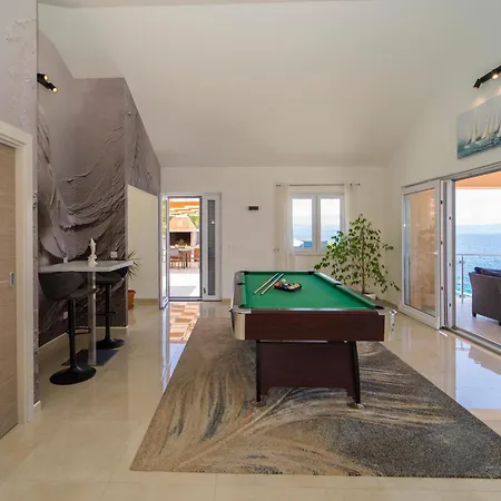 Beachfront Grski Rat Korcula With Pool By Adriaticluxuryvillas * Blato (Korcula)