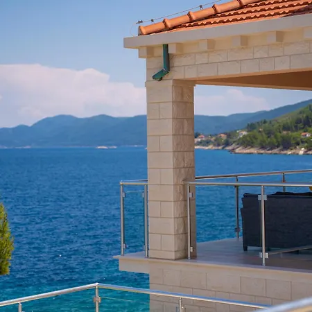 Beachfront Grski Rat Korcula With Pool By Adriaticluxuryvillas