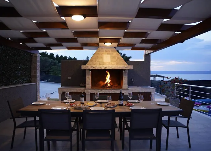 Beachfront Grski Rat Korcula With Pool By Adriaticluxuryvillas * Blato