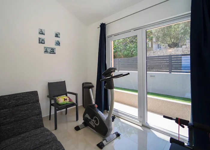 ヴィラ Beachfront Grski Rat Korcula With Pool By Adriaticluxuryvillas *