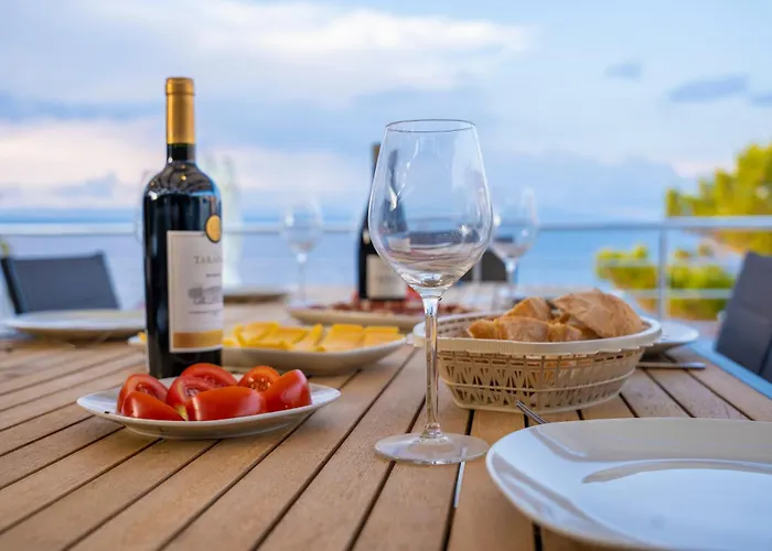 Beachfront Grski Rat Korcula With Pool By Adriaticluxuryvillas ヴィラ *