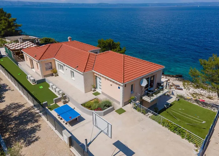 Beachfront Grski Rat Korcula With Pool By Adriaticluxuryvillas
