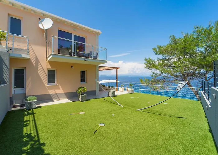 Beachfront Grski Rat Korcula With Pool By Adriaticluxuryvillas ヴィラ *