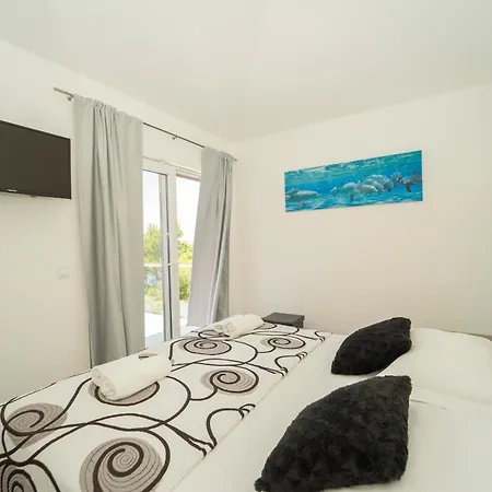Beachfront Grski Rat Korcula With Pool By Adriaticluxuryvillas 빌라 *