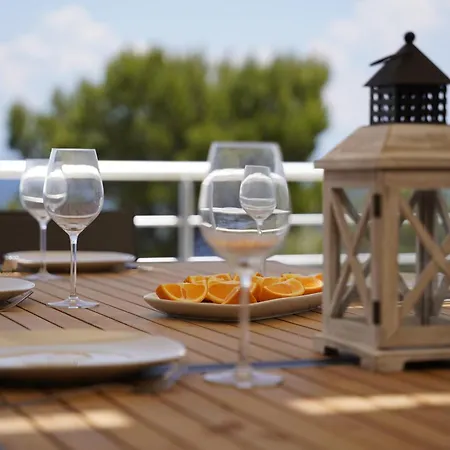 빌라 Beachfront Grski Rat Korcula With Pool By Adriaticluxuryvillas *