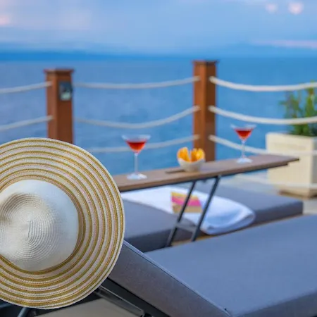 빌라 Beachfront Grski Rat Korcula With Pool By Adriaticluxuryvillas *