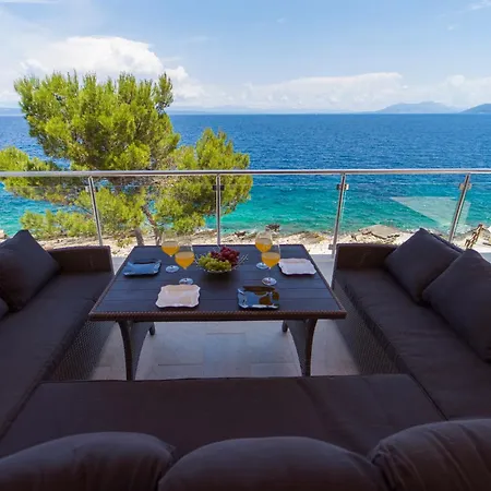 Beachfront Grski Rat Korcula With Pool By Adriaticluxuryvillas *