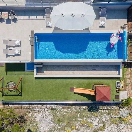 Beachfront Grski Rat Korcula With Pool By Adriaticluxuryvillas Blato (Korcula)