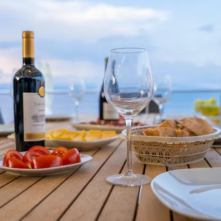 Beachfront Grski Rat Korcula With Pool By Adriaticluxuryvillas 빌라 *