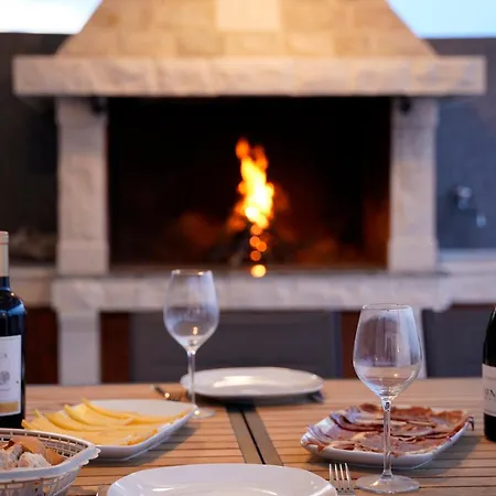 Beachfront Grski Rat Korcula With Pool By Adriaticluxuryvillas Villa *